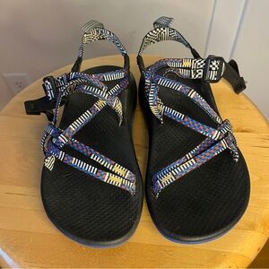 Chaco Kids' Black and Blue Sandals Sz 4